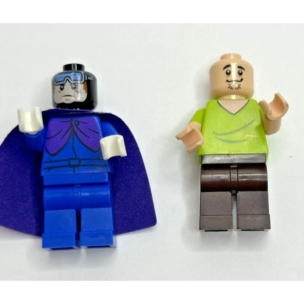 Lego Scooby Doo minifigs Headless Horseman Shaggy Set of 2 as shown